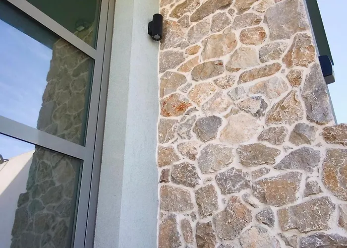 Anesis Aera Luxury *