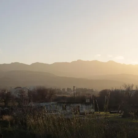 Anesis Aera Luxury شقة